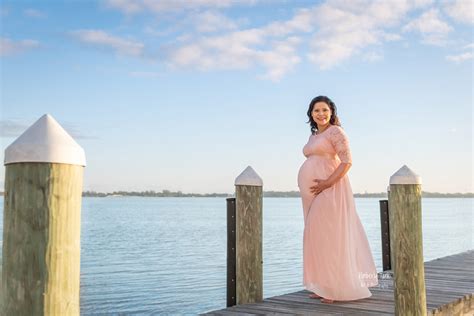 Kimberly Tank Art And Photography Llc Sunrise Riverfront Maternity