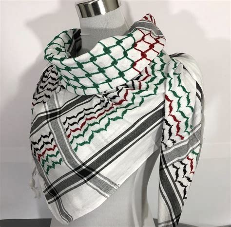 Keffiyeh Palestine Flag Colours with Tassle – The Little Gift Boutique