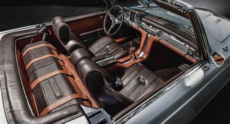 Mercedes 230 SL Pagoda By Carlex Has A Lavishly Redone Interior | Carscoops