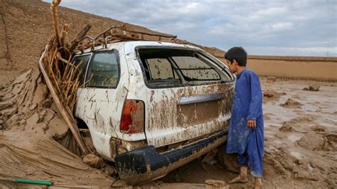 Afghanistan Hunderte Tote Nach Berschwemmungen Der Spiegel