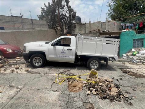 Fuga De Agua Potable Tipo Cascada Despierta A Vecinos De Naucalpan