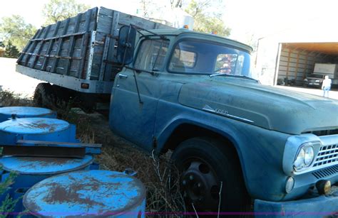 1958 Ford Flatbed Truck In Great Bend Ks Item J5242 Sold Purple Wave