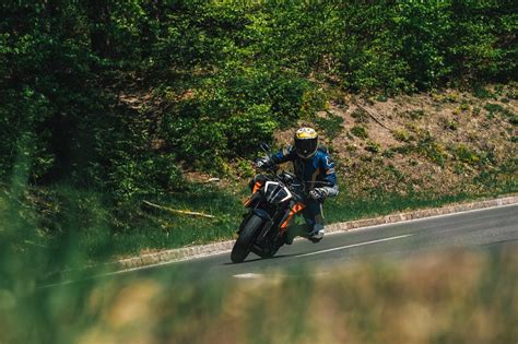 Hyper Naked Bike Vergleich KTM Super Duke R