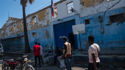 Inmates Escape After Attacks on 2 Prisons in Haiti’s Capital - The New ...