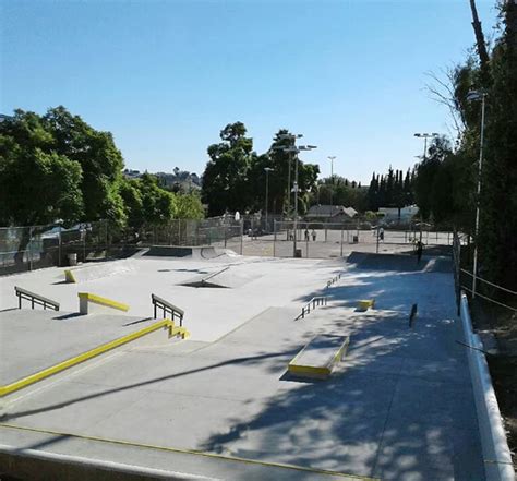 El Sereno skatepark - Trucks and Fins