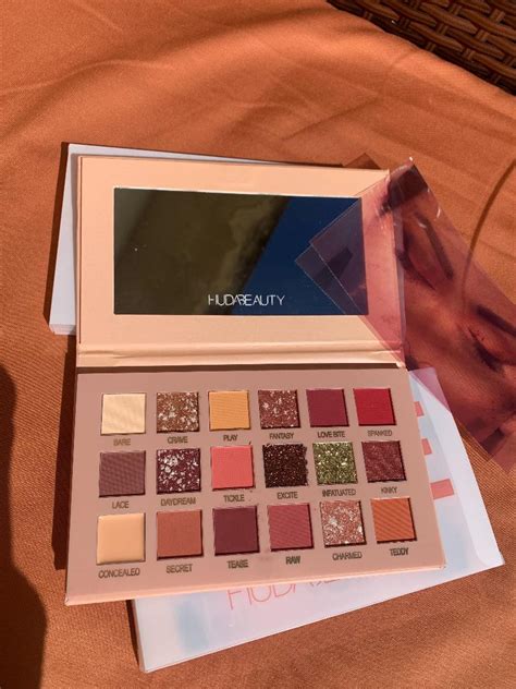 Paleta Huda Beauty New Nude Spartacus Comércio de Produtos Pessoais e Desportivos