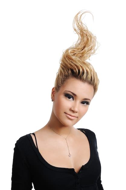 Belle Femme Blonde Sensualité Avec Une Coiffure Fashion Photo Gratuite