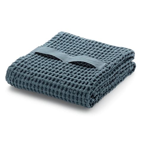 Towel Waffle Piqué Light Blue Shower Towel Manufactum