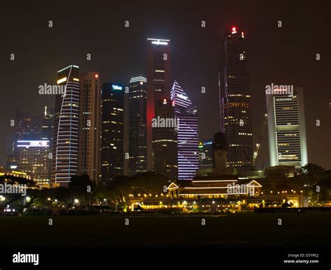 Singapore CBD skyscrapers at night Stock Photo - Alamy