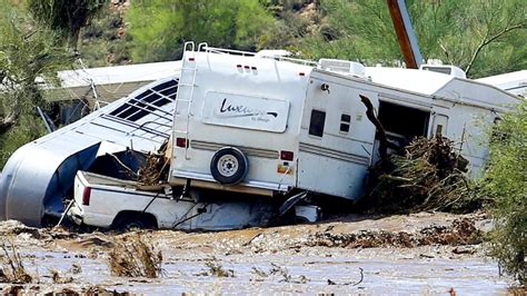 Phoenix Arizona Flash Floods Strand Residents Knock Out Power Nbc News