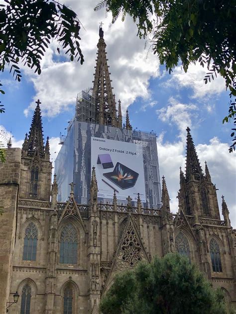 Ungodly Samsung Advertisement On Barcelona Cathedral Plac Flickr