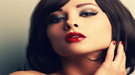 Tips And Tricks To Get Perfect Seductive Eyes At Home