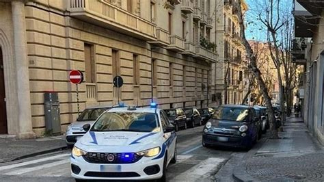 Vomero Allarme Baby Gang In Piazza Vanvitelli E Via Scarlatti Trovati