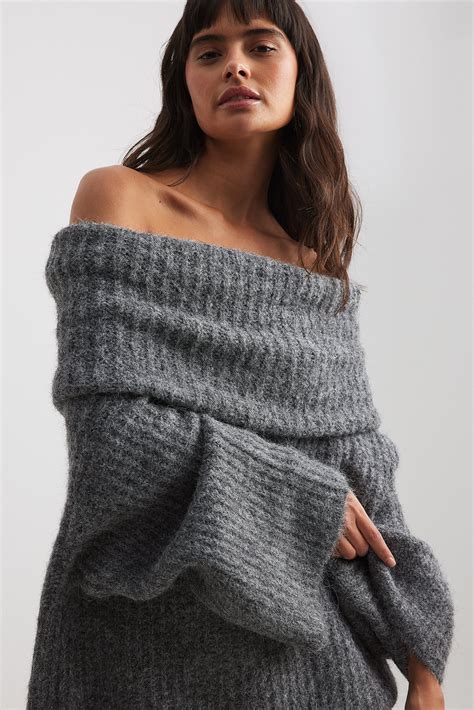 Oversized Off Shoulder Knitted Sweater Grey Na Kd