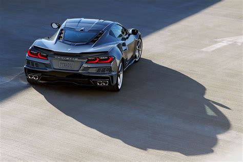 St Hybrid Corvette Unveiled What To Know About The E Ray Abc News