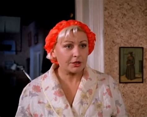 Три подруги 40+ в поисказ любви. Смотрим сериальчик по Иоанне ...