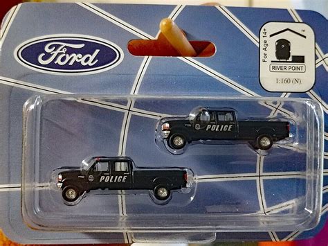 N Scale River Point Station Police 1991 Ford Crew Cab Pickup Truck Lot