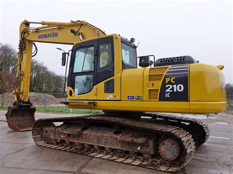 Komatsu Pc210lc 8 Rupsgraafmachine Boss Machinery