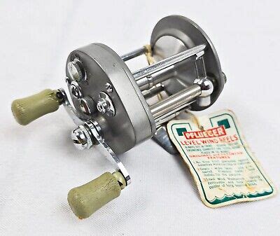 Excellent Pflueger Supreme Bait Casting Reel With Factory Tag EBay