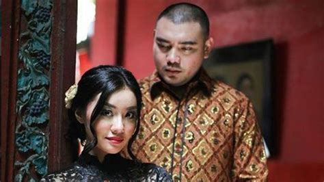 Dituding Hamil Di Luar Nikah Cleo Eks Jkt Angkat Bicara Showbiz