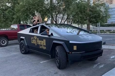 Vegas Strip Club Turn Tesla Into Jiggling Cybertruck Driving Nude Girls Through City Daily Star