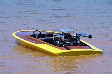 I love the way this flat bottom sits in the water. | Jet boats, Drag ...