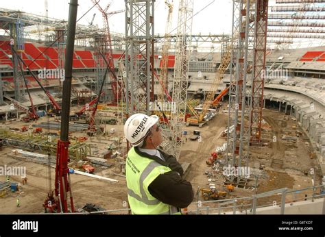 Wembley Stadium under Construction Stock Photo - Alamy