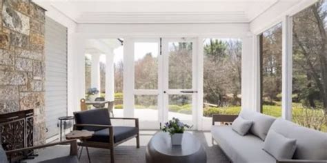 Matt Damon House: A Tour of His NY Estate and Other Properties!