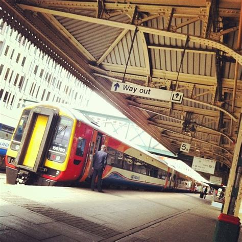 Nottingham Railway Station (NOT) - City Centre - Nottingham ...