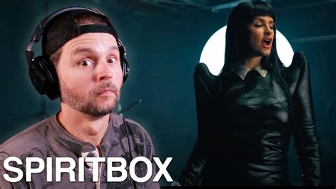 Acoustic Musician Reacts Spiritbox Brings The HEAVY With Cellar Door