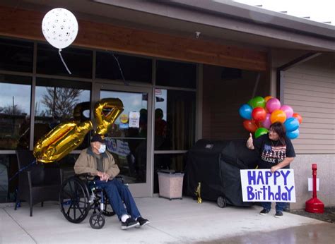 Worlds Oldest Coronavirus Survivor Oregon Veteran Lives To Celebrate