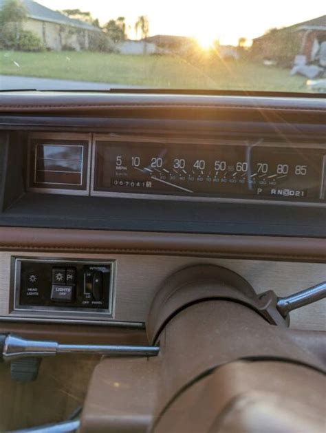 1988 Oldsmobile Delta 88 Sedan Brown FWD Automatic ROYALE For Sale