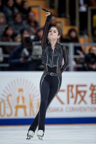 Yulia Lipnitskaya Of Russia Performs During The Ladies Free Skating