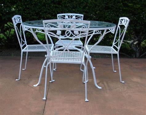 Different Types Of Vintage Wrought Iron Patio Furniture A