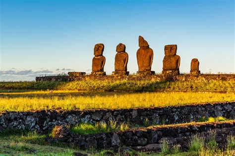 Moai Statues in the Rano Raraku Volcano in Easter Island Stock Image - Image of paaseiland ...