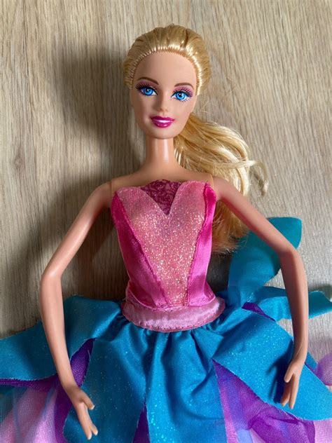 Mattel Barbie In The Pink Shoes Transforming Ballerina Kristyn Doll