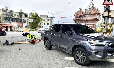 快訊新北八里黃牌重機嚴重車禍 騎士頭部遭輾送醫不治 中天新聞網