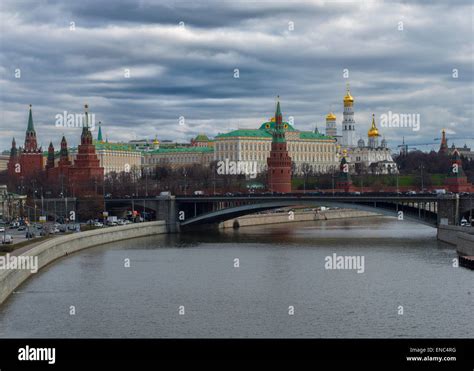 Bolshoy Kamenny Bridge In Moscow Russia Stock Photo Alamy