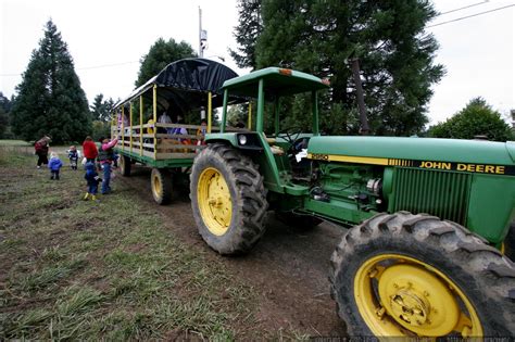 Photo Hayride Tractor And Wagon Mg 4433 By Seandreilinger