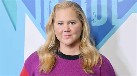 Amy Schumer Cuenta Desde El Hospital Que Le Han Extirpado El Tero Y El