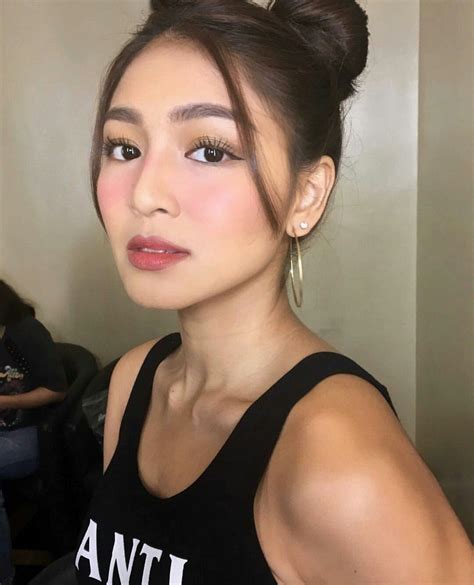 Pin By Arianna Camilon On Peg Nadine Lustre Fashion Nadine Lustre Makeup Nadine Lustre Outfits