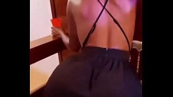 Esta chica caliente te hará correrte varias veces XVIDEOS