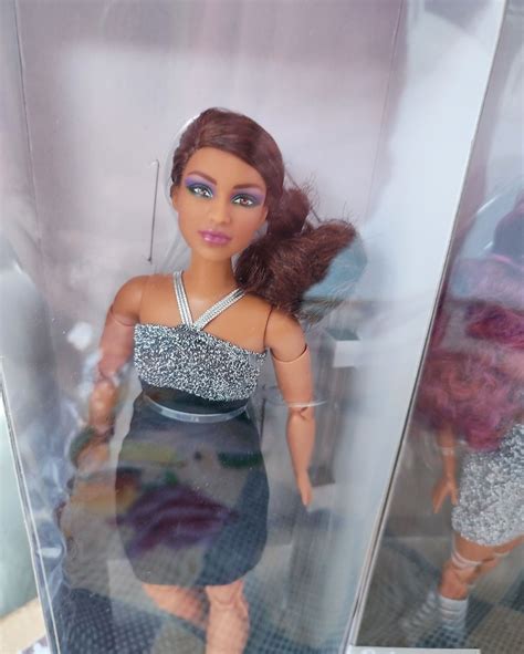 Лялька Барбі Лукс Barbie looks колекція: 876 грн. - Ляльки та пупси ...