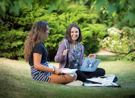 Education and gadgets: The harmonious relationship