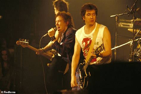 Sex Pistols Guitarist Steve Jones Calls Johnny Rotten A Total D K In Court Daily Mail Online