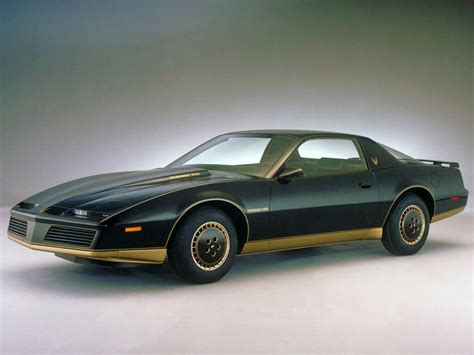 Pontiac Firebird 1982, 1983, 1984, 1985, хэтчбек 3 дв., 3 поколение ...