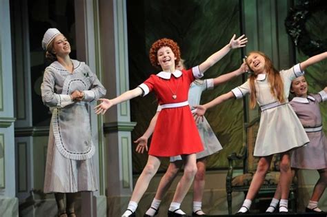 Annie Awesome Stage Show At The Regent Theatre Melbourne Annie