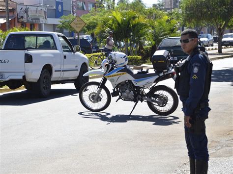 Pm Flagra Condutores Sem Habilita O No Carnaval Rcn