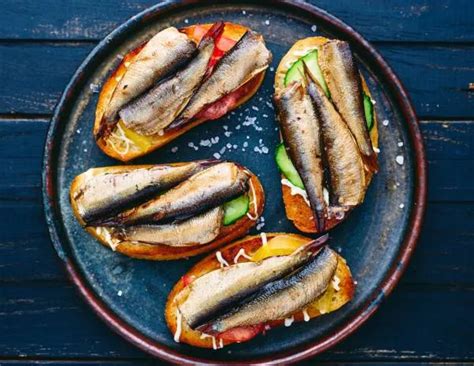 Recette Filets de sardine rôties panisse crémeuse au beurre noisette