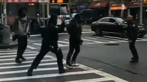 Nypd Officers In Violent Altercation During Arrest Caught On Video Fox News